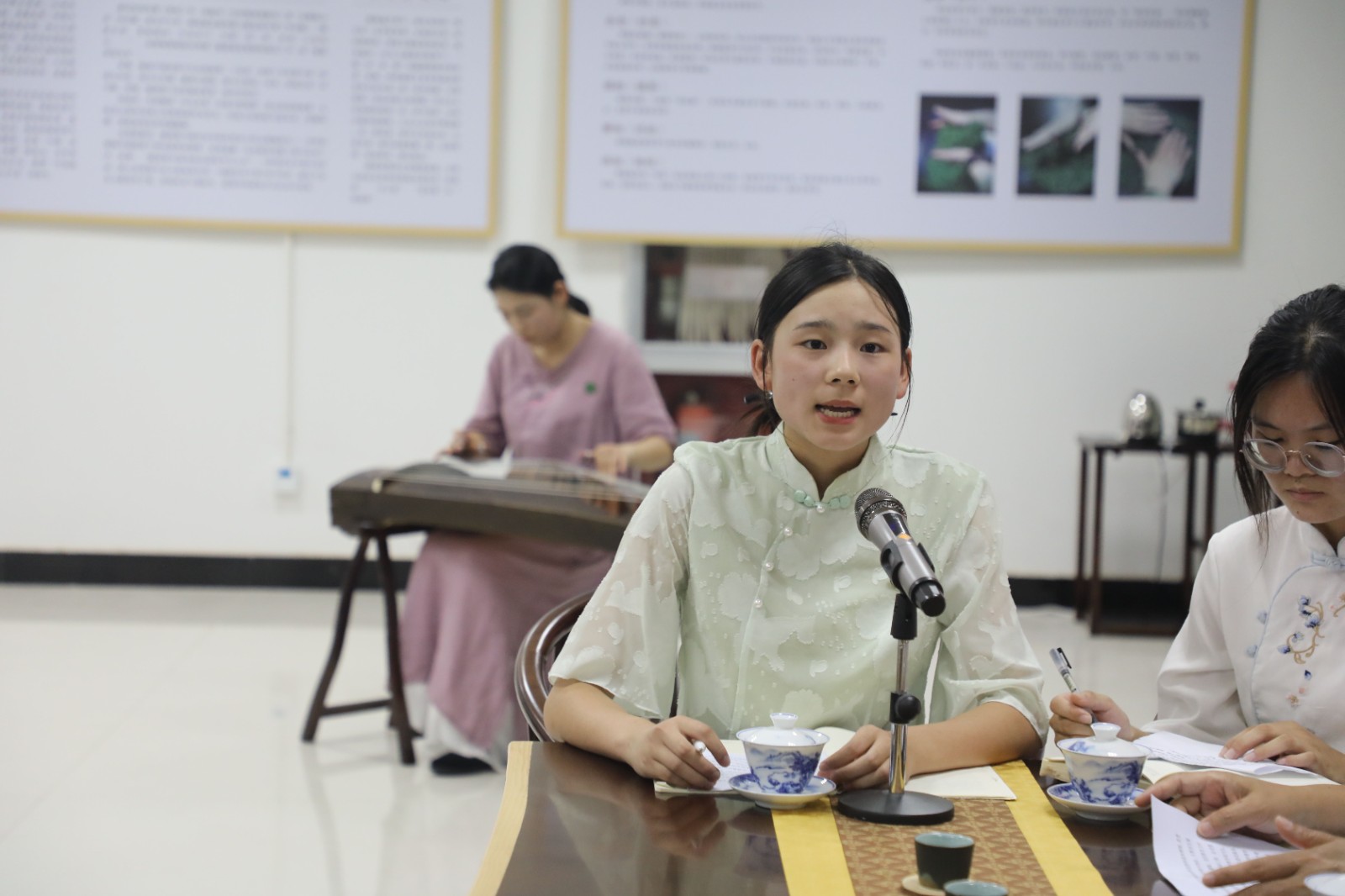 江西茶职院“草木间”思政茶座，开讲啦！
